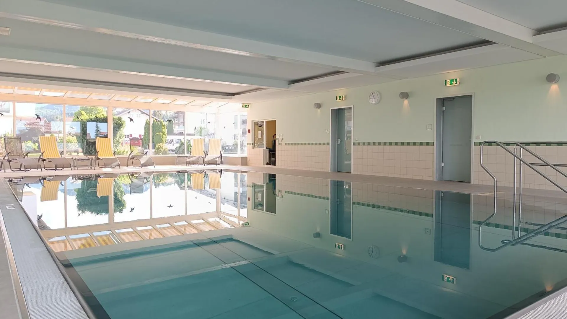 Apartment 2-Raum Fewo Alpenjuwel - Hallenbad & Sauna Fischen im Allgäu